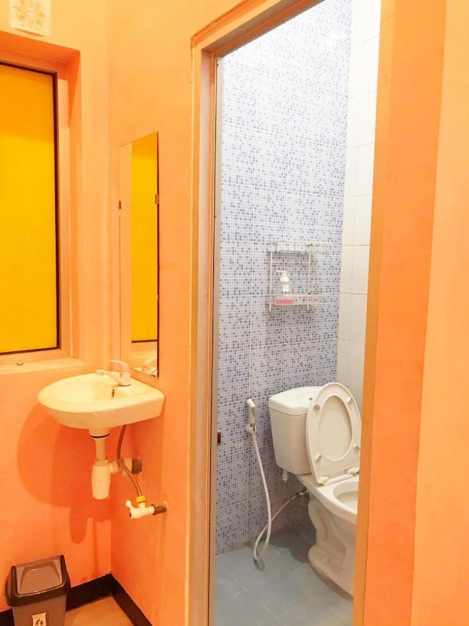 סמאראנג Roomz Budget Residence מראה חיצוני תמונה